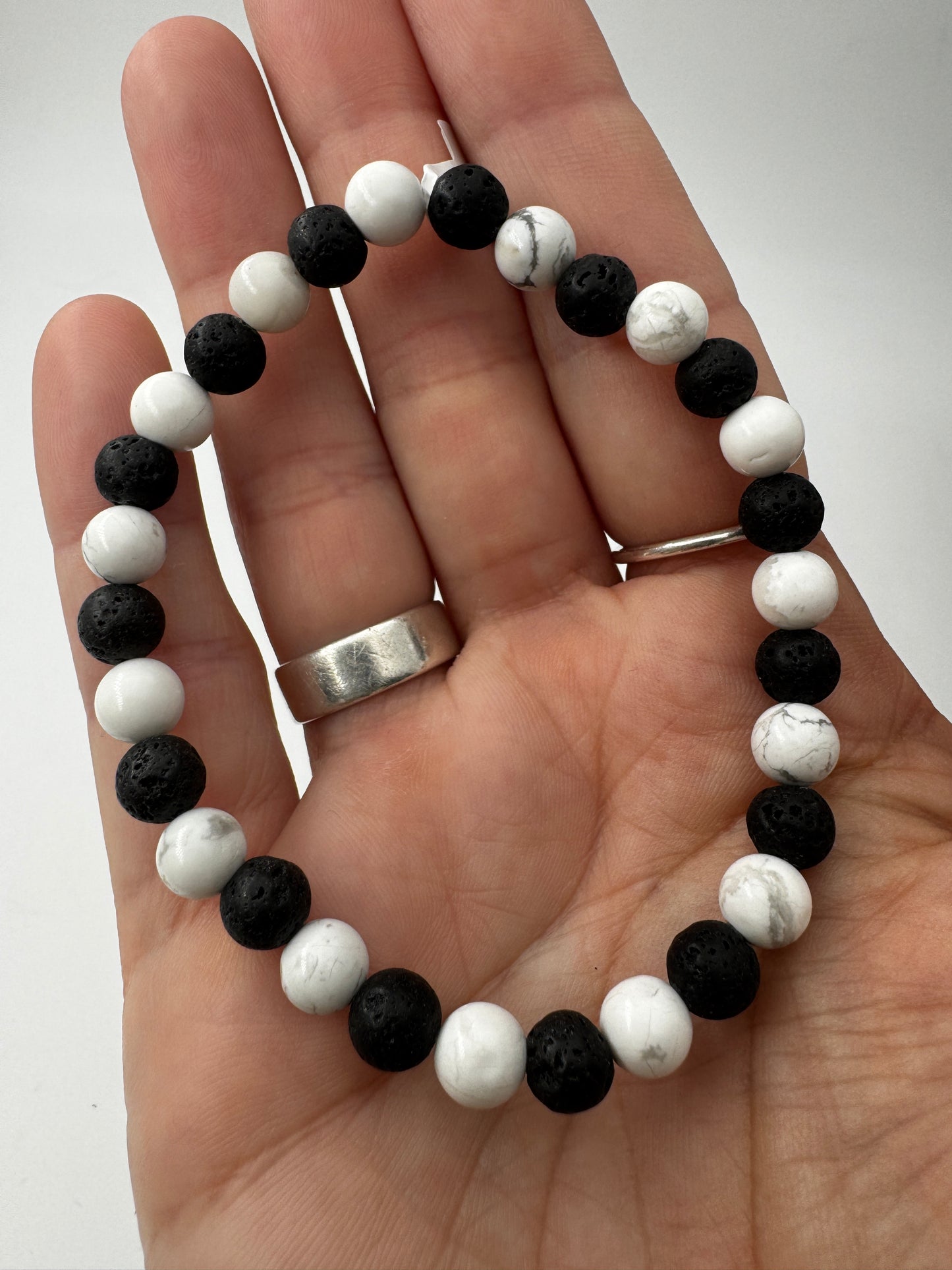 Vulkangestein Armbänder