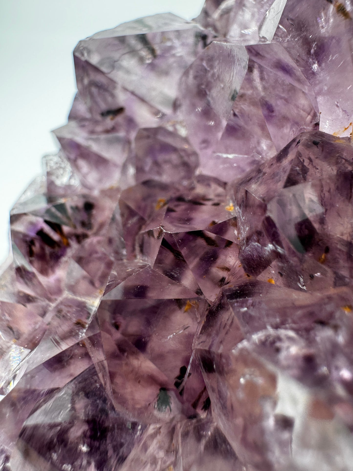 Amethyst Ei AE96