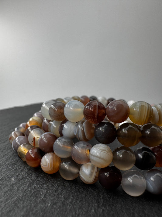 Achat-Kugelarmband BA14 mit 6-mm-Perlen aus mikrokristallinem Quarz, Umfang ca. 19 cm.
