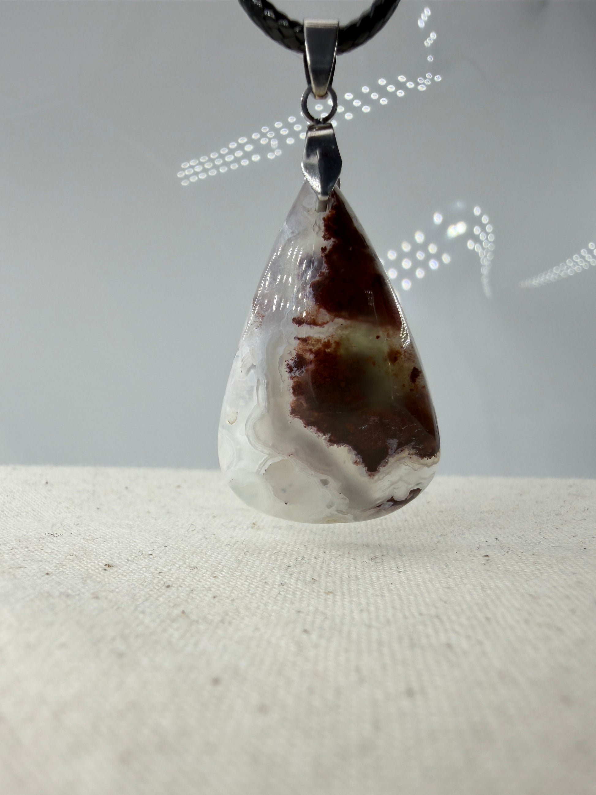 Aquaprase Cabochon-Anhänger AK18 mit Edelstahl-Clip – zartes Grün, ca. 3,6 × 2,2 cm