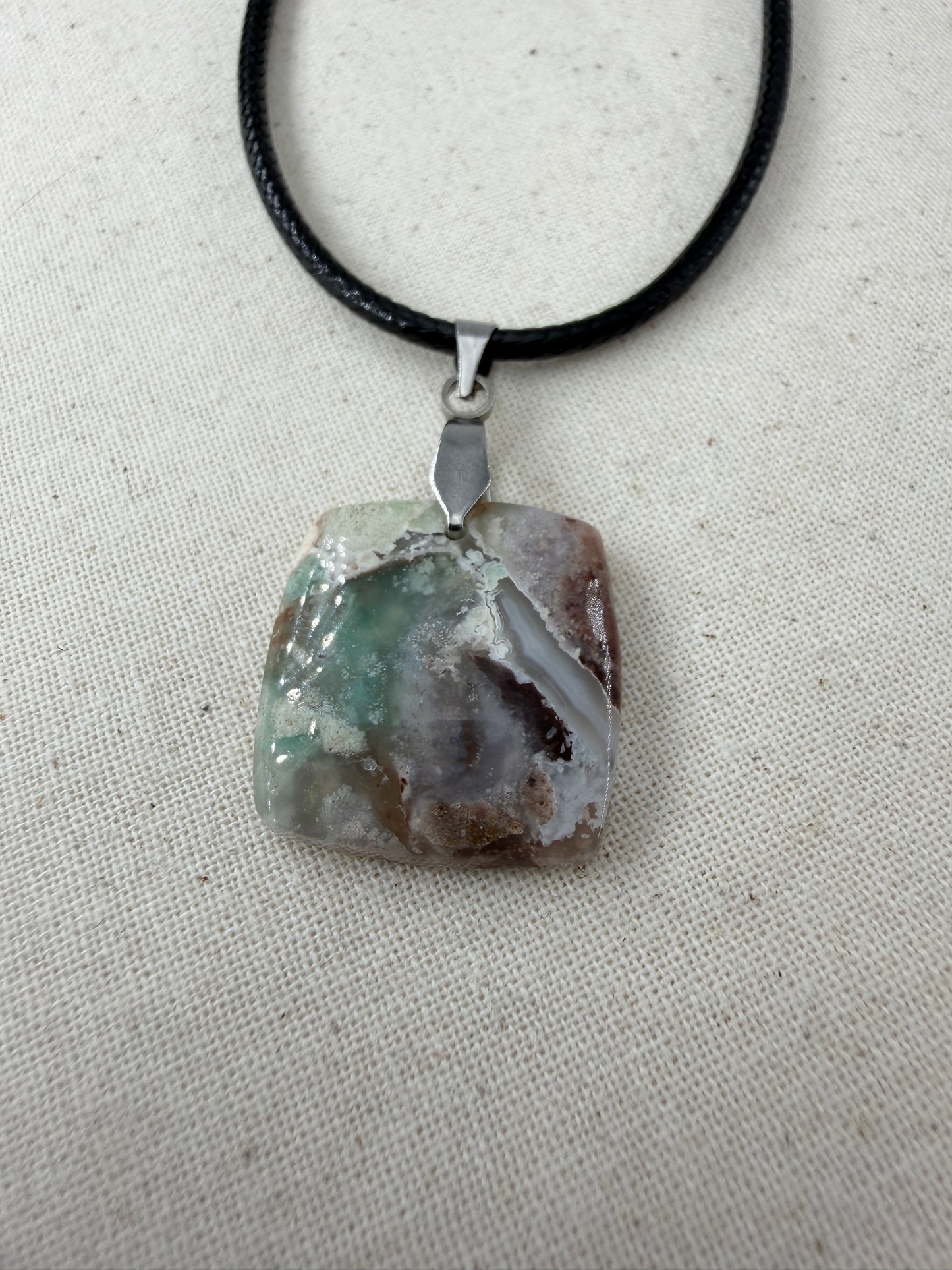 Aquaprase Cabochon-Anhänger AP11 mit Edelstahl-Clip – zartes Blaugrün, ca. 2,1 × 2 cm