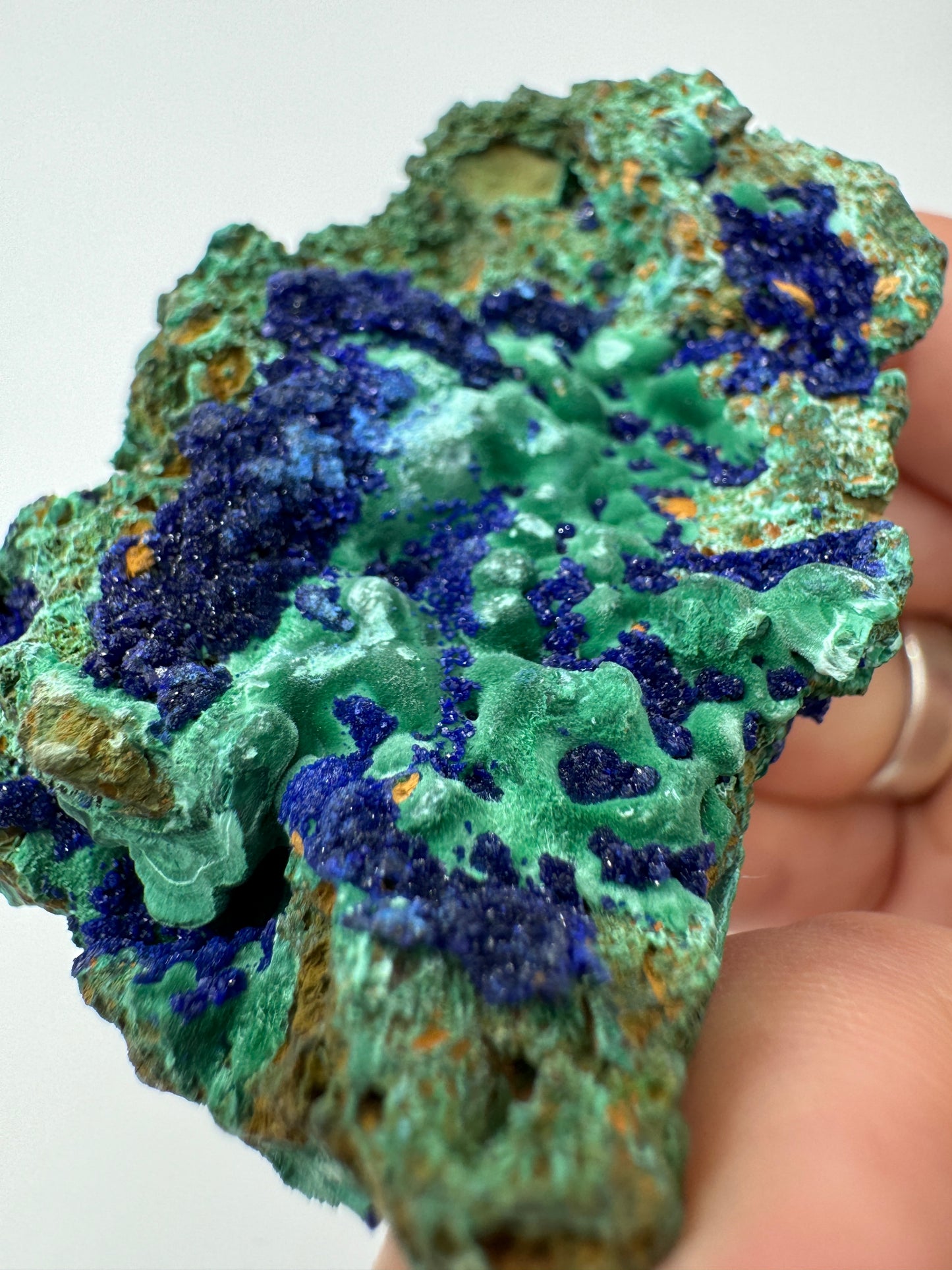 Azurit-Malachit Rohstein AMR79, 6,8 × 5,4 cm, mit charakteristischem Blau-Grün-Farbspiel der natürlichen Mineralverwachsung
