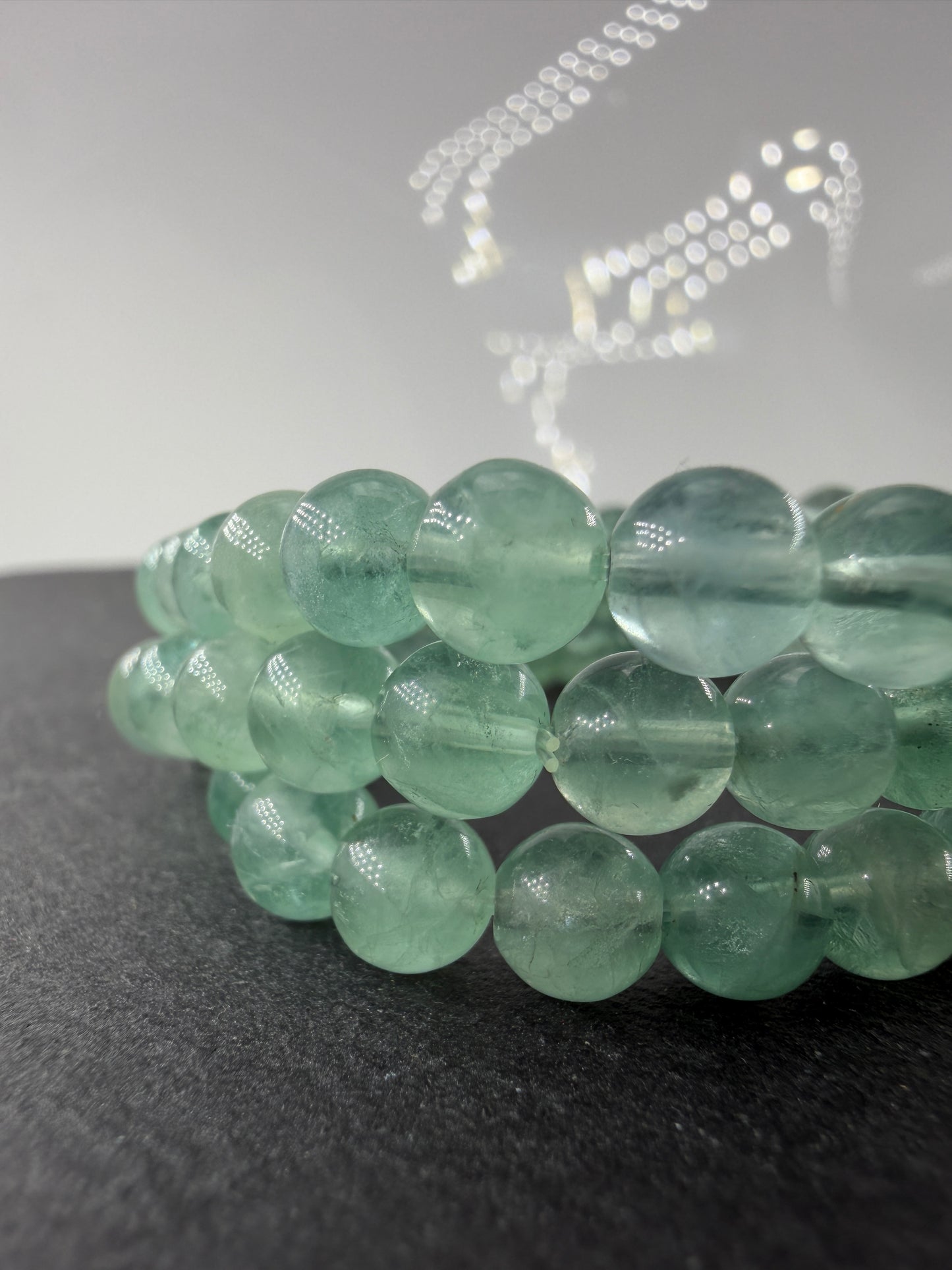 Fluorit Armband GF8 – Einzelstück, grün-blauer Calciumfluorid-Edelstein.