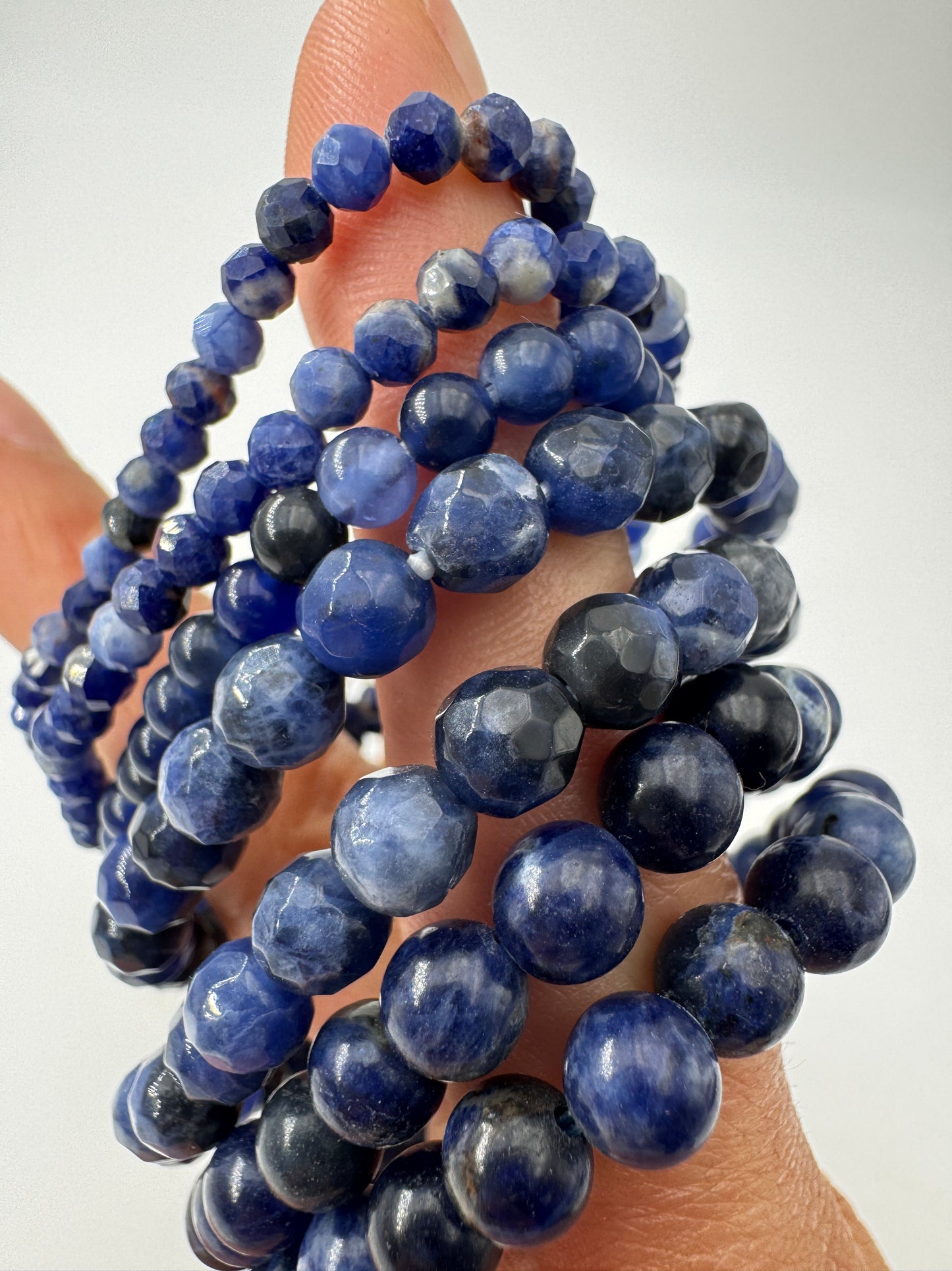 Sodalit Armbänder