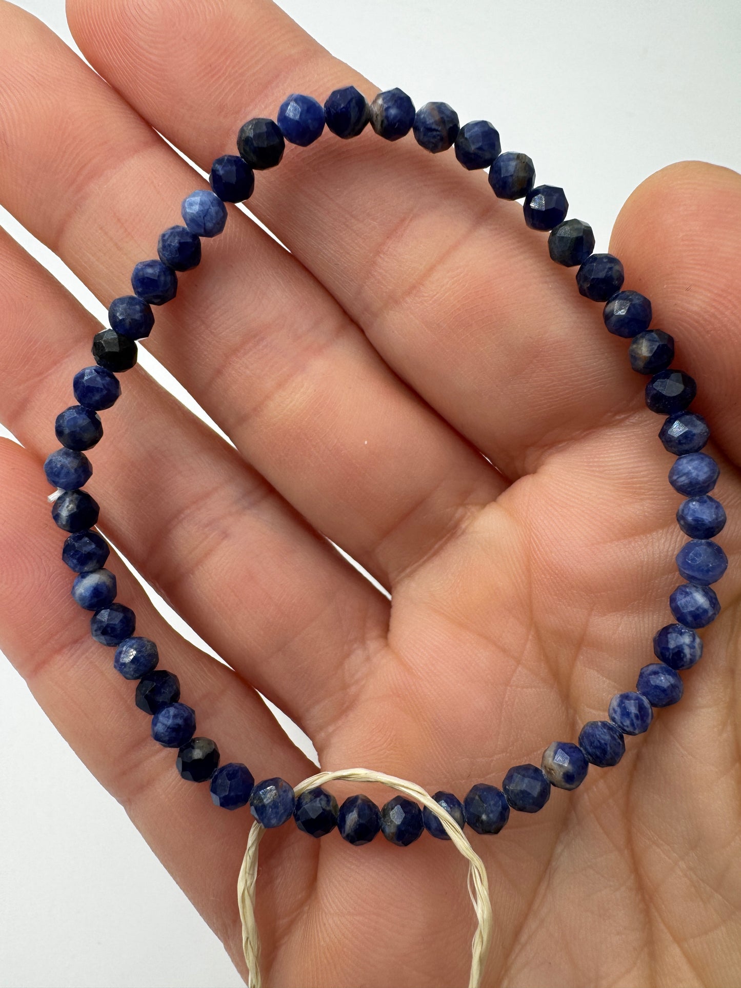 Sodalit Armbänder