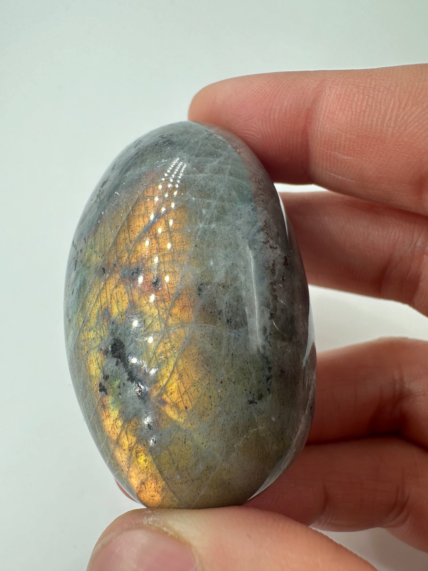 Labradorit Handstein LHD12