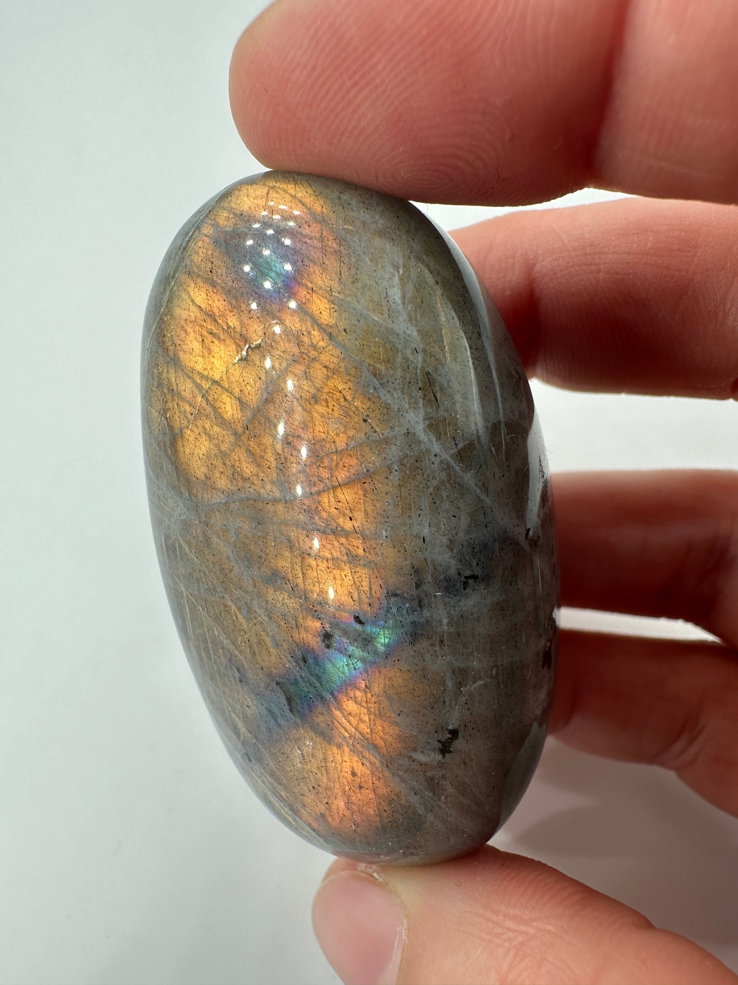 Labradorit Handstein LHD12