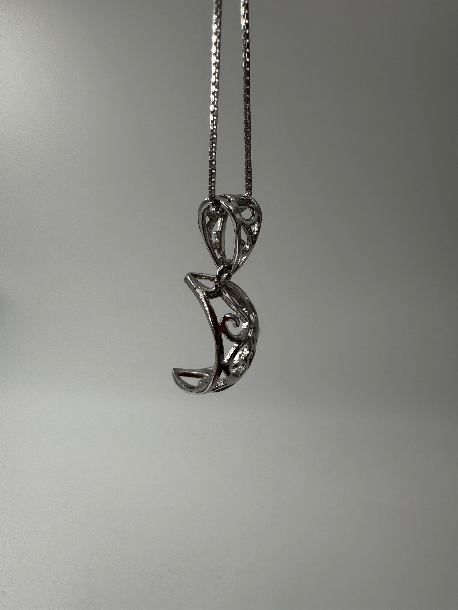 Silberkette mit Kugelanhänger A25, gefasst für Minikugeln mit 1,2–1,4 cm Durchmesser, Kettenlänge 40 cm – Mineraliensammler-Schmuck aus Silber.
