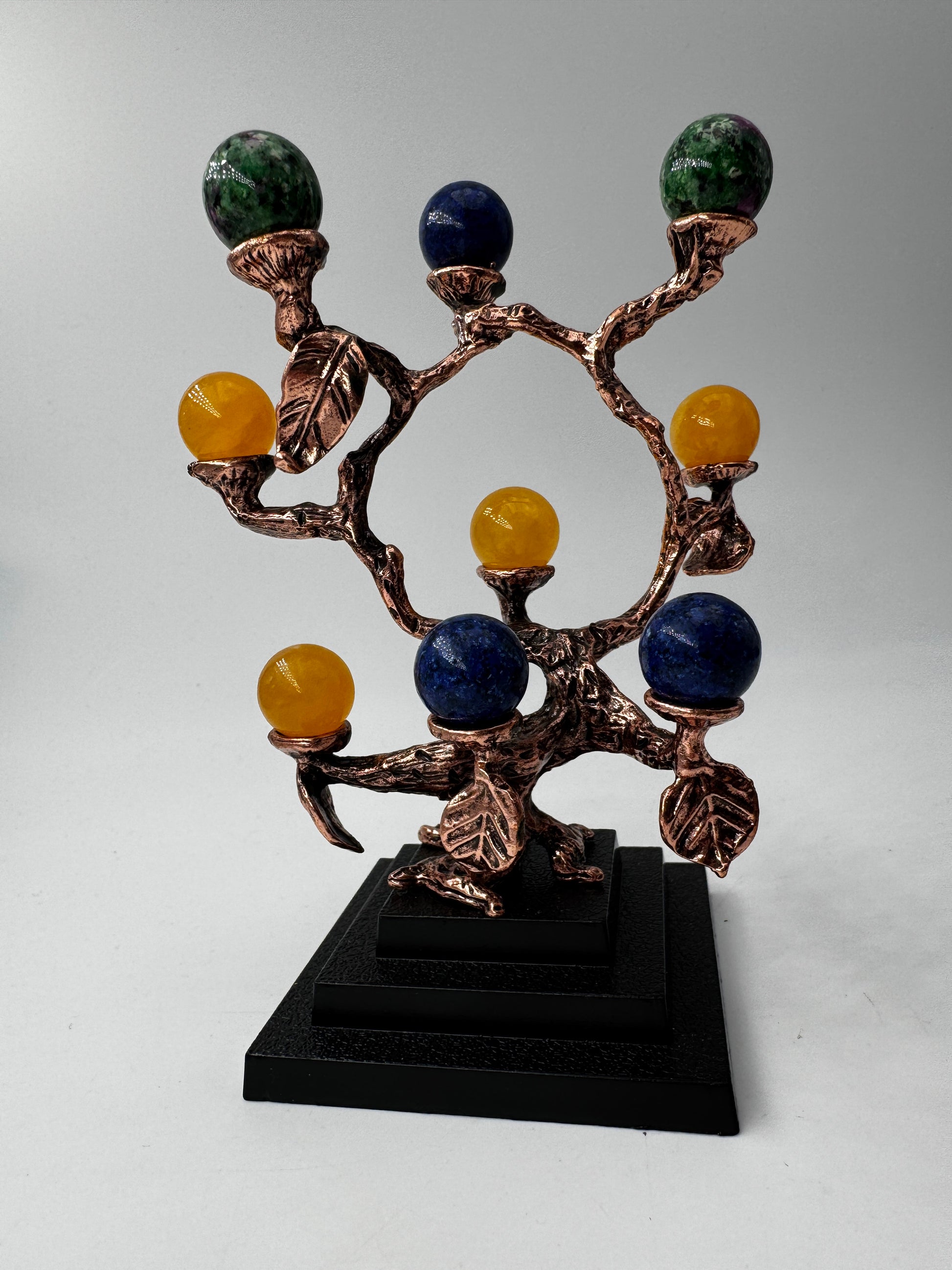 Kugelhalter in Baumform aus Metall K34, 12×9 cm, mit 9 Halterungen für Minikugeln – dekoratives Display für Mineralien und Kristallsphären.
