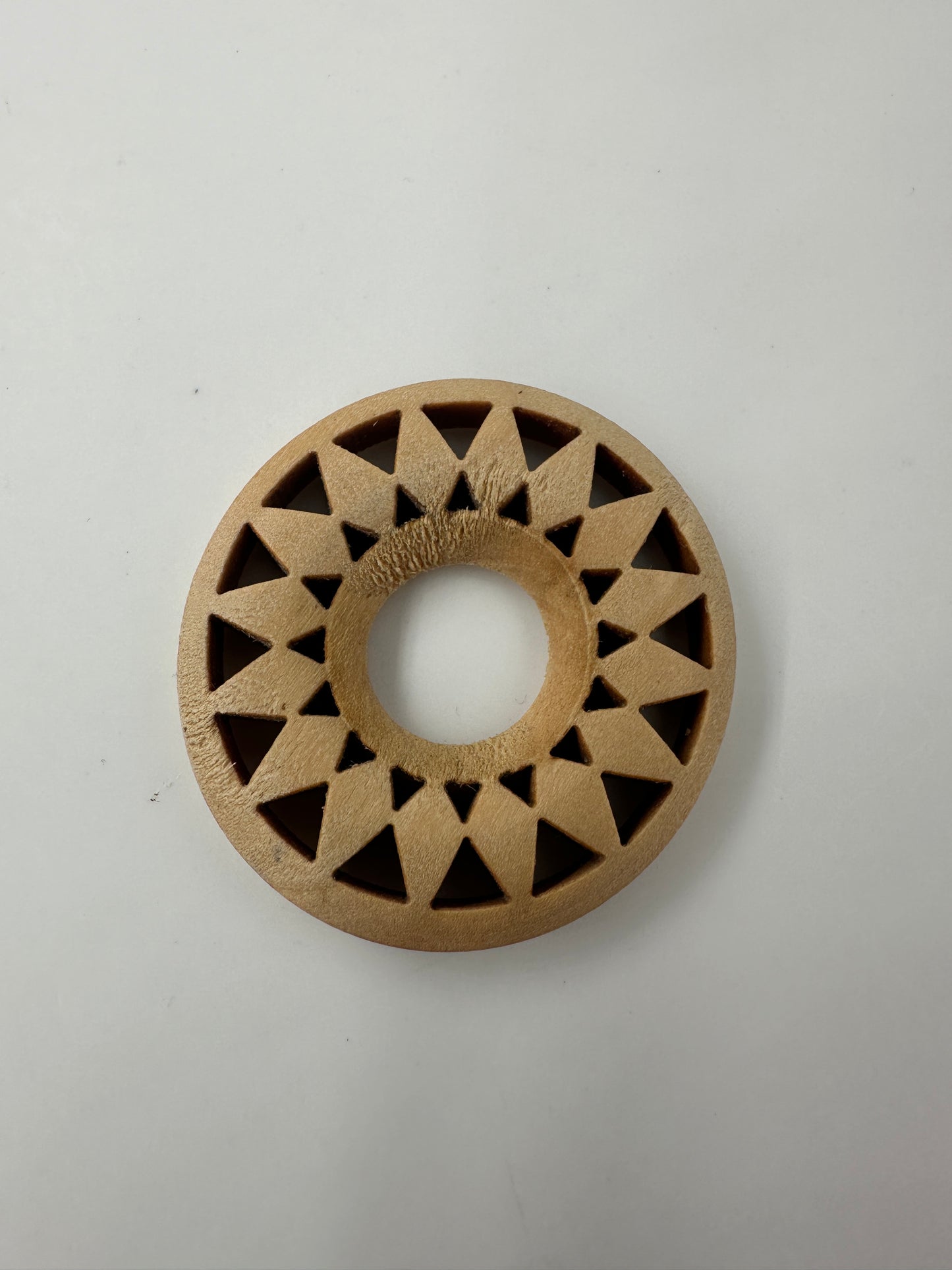 Kugelhalter aus Holz