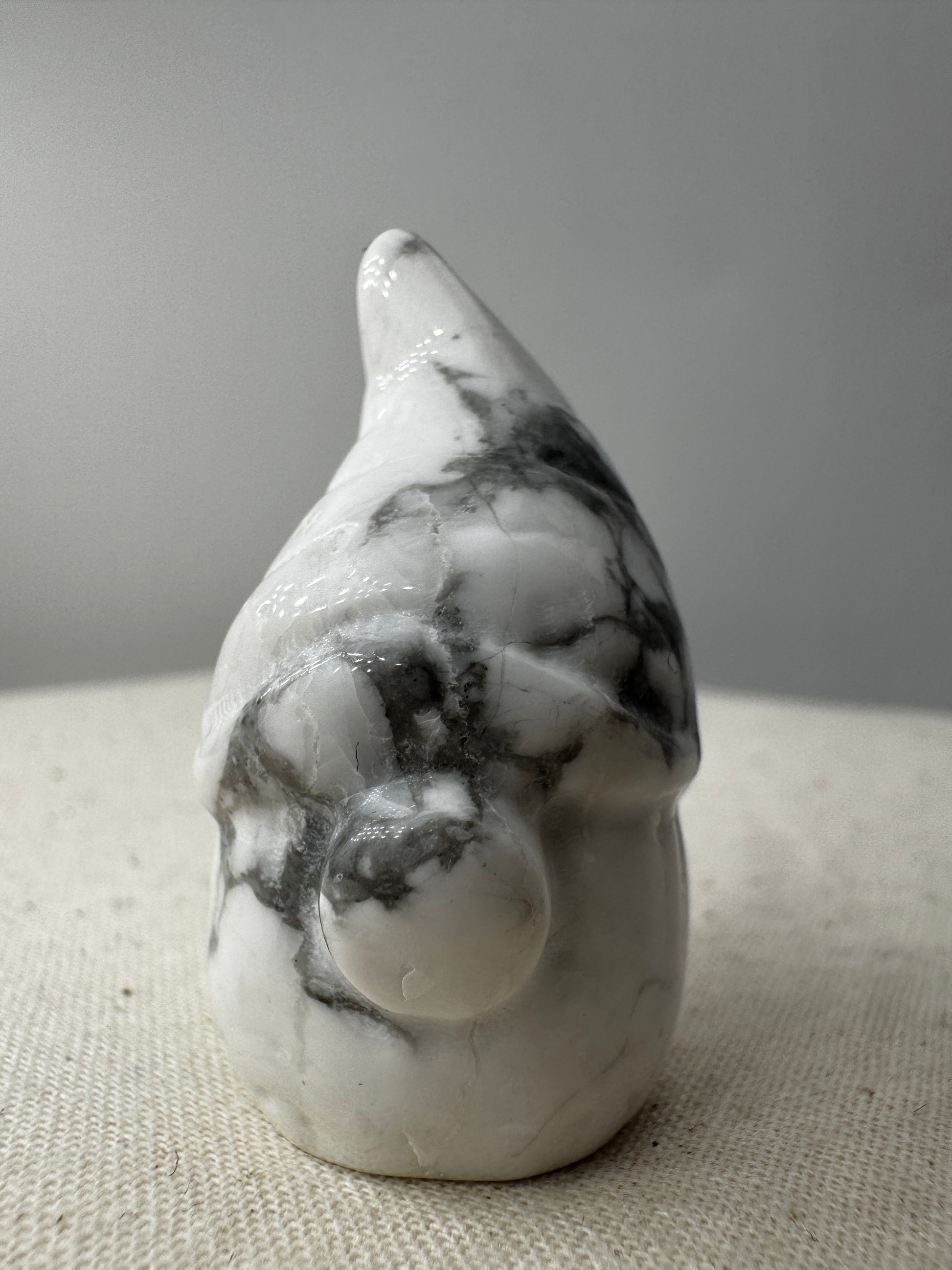 Zwerg-Carving aus Magnesit.