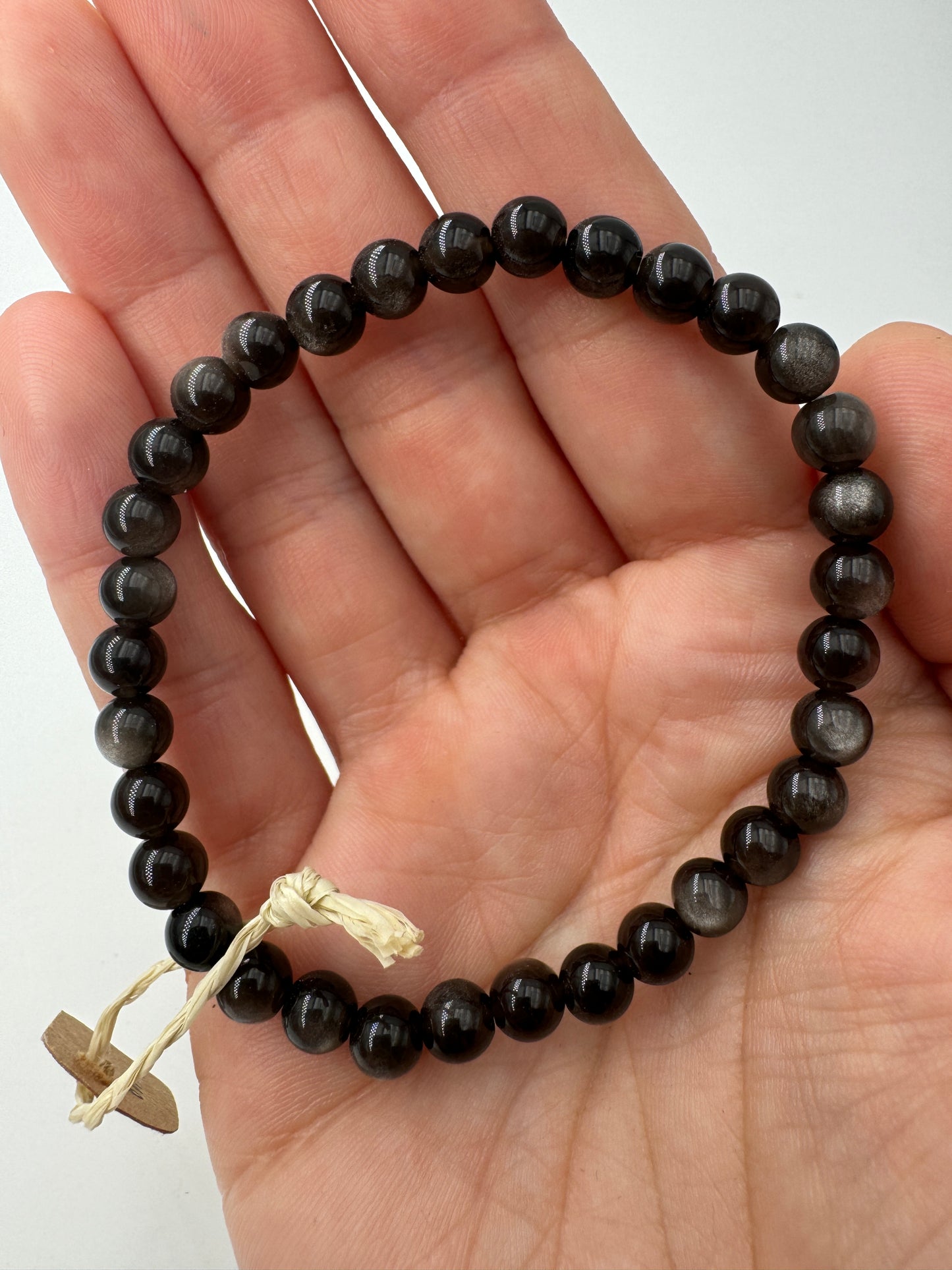 Obsidian Kugelarmband, 6 mm, Umfang 19 cm – vulkanisches Gesteinsglas mit tiefschwarzem, glasartigem Glanz