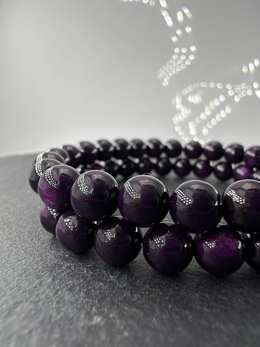 Purpurit-Armbänder PP34 mit glänzenden, dunkelvioletten Kugelperlen