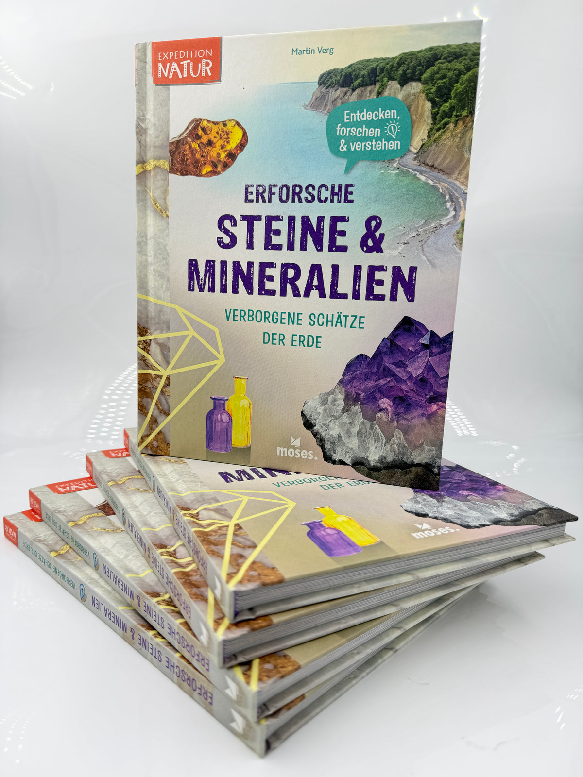 Sachbuch über Gesteine und Mineralien mit Steckbriefen und Mitmach-Experimenten.